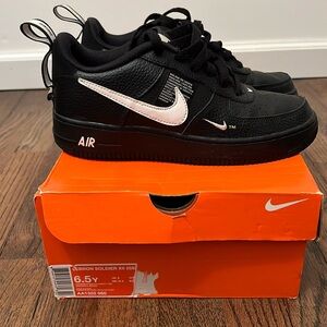 Nike Air Lebron Soldier XII Shoes - Size 6.5Y